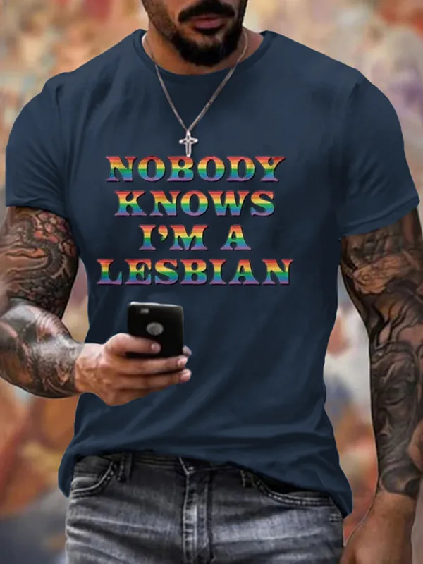Men'S Nobody Knows I'M A Lesbian Round-Neck T-Shirt