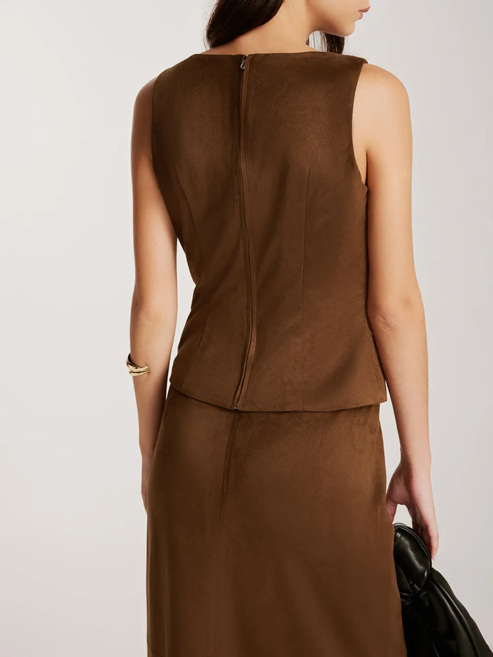 Round Neck Tank Top With Decor Pockets