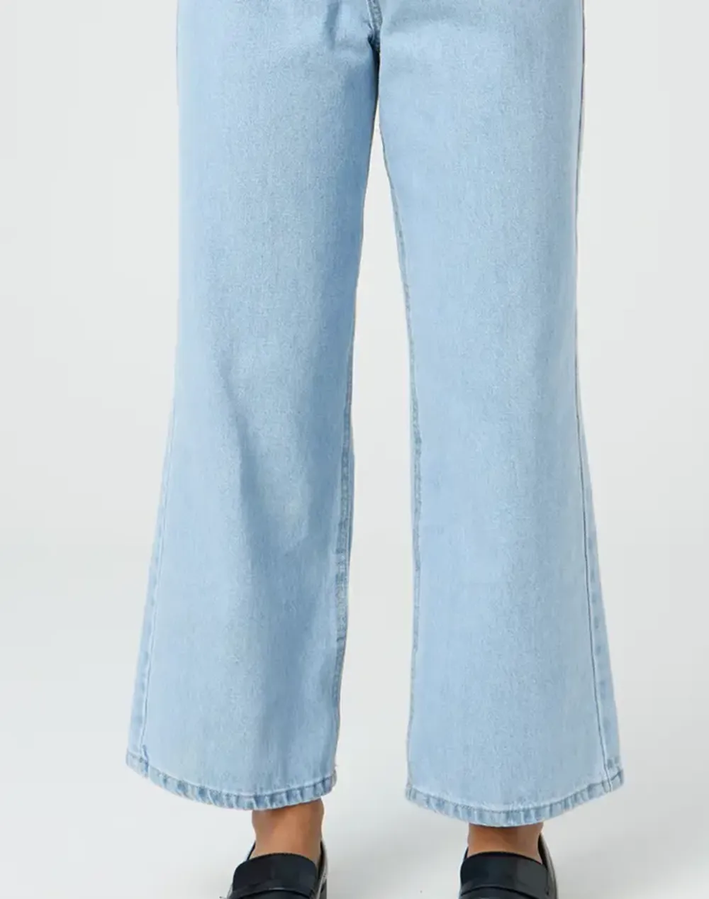 Wide Leg Cropped Jean