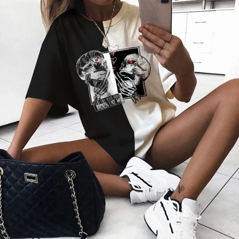 Skulls fall in love black and white patchwork print T-shirt