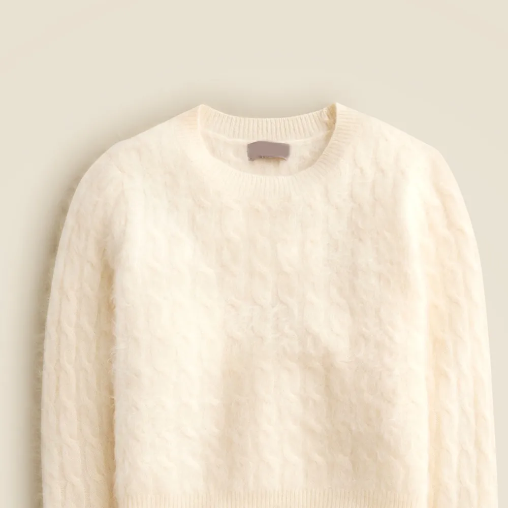 Brushed cashmere shrunken cable-knit crewneck sweater