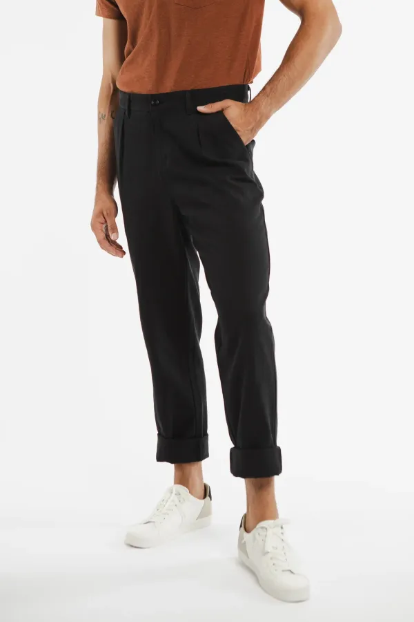 Relaxed Cargo Joggers