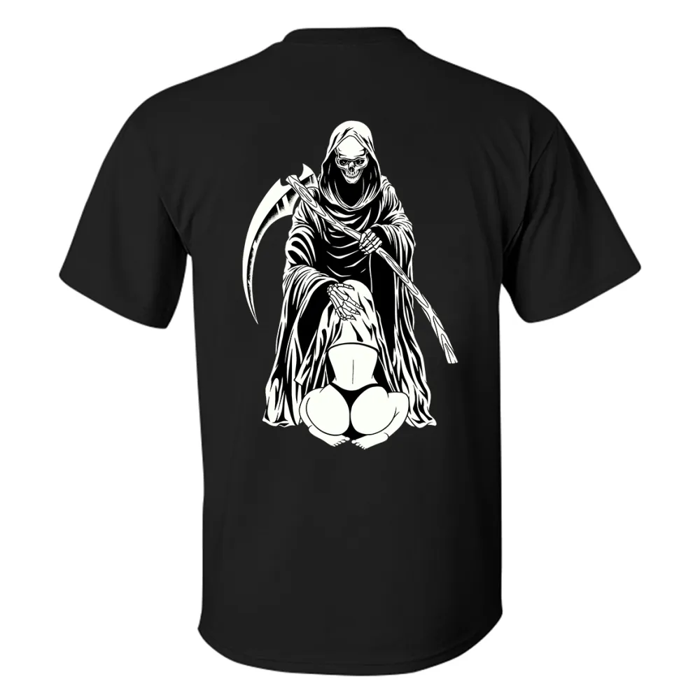 Hiding In The Reaper Crotch Printed Men's T-shirt