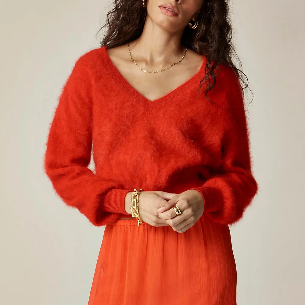 Brushed cashmere cropped V-neck sweater