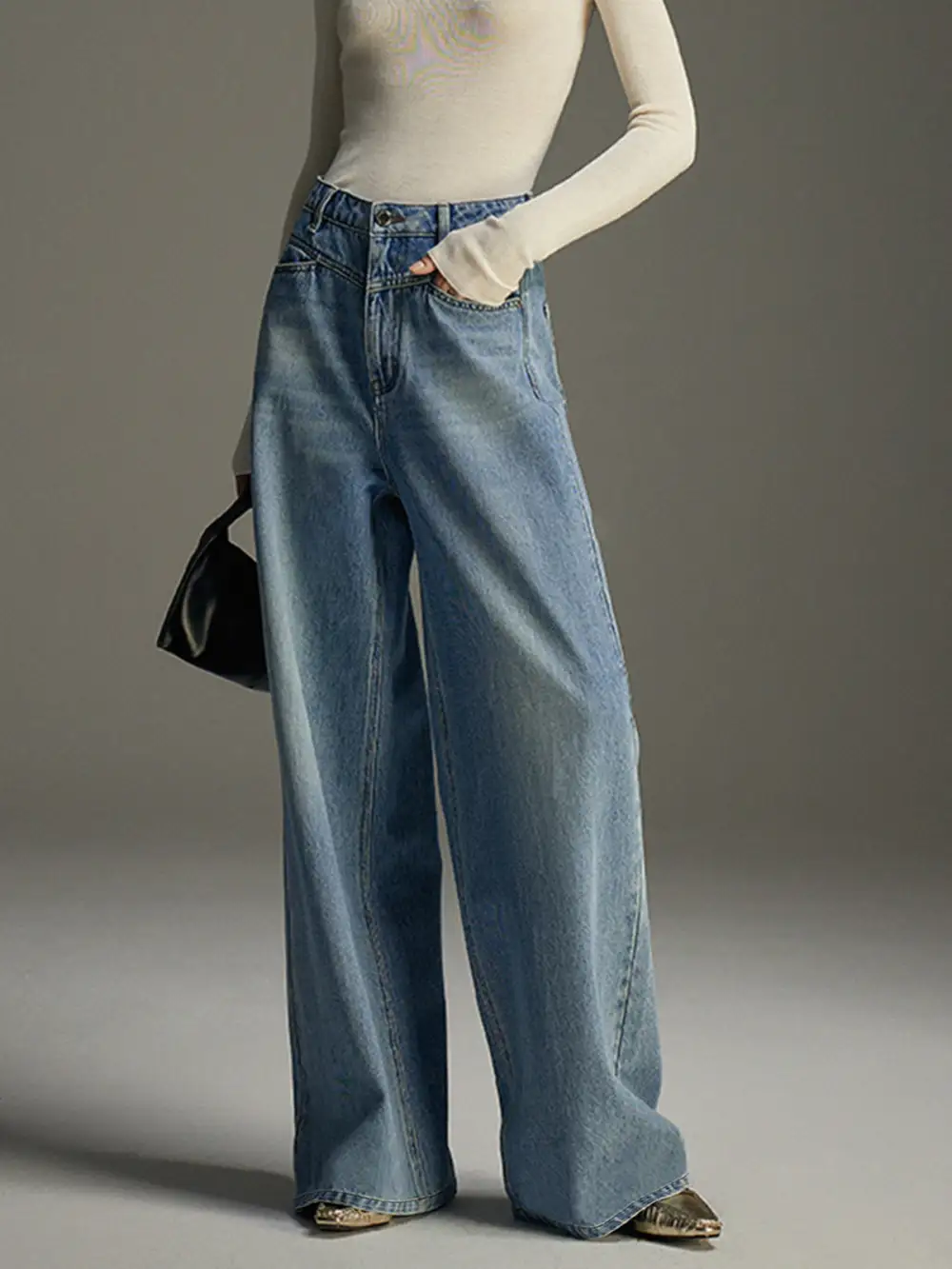 Button Up Mid-Waist Jeans With Pockets