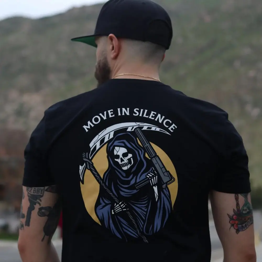 Move In Silence Print Men's T-Shirt