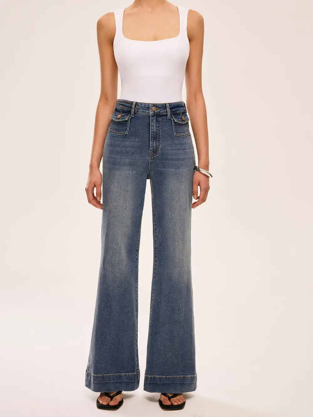 Mid-Waist Flared Jeans With Decor Pockets