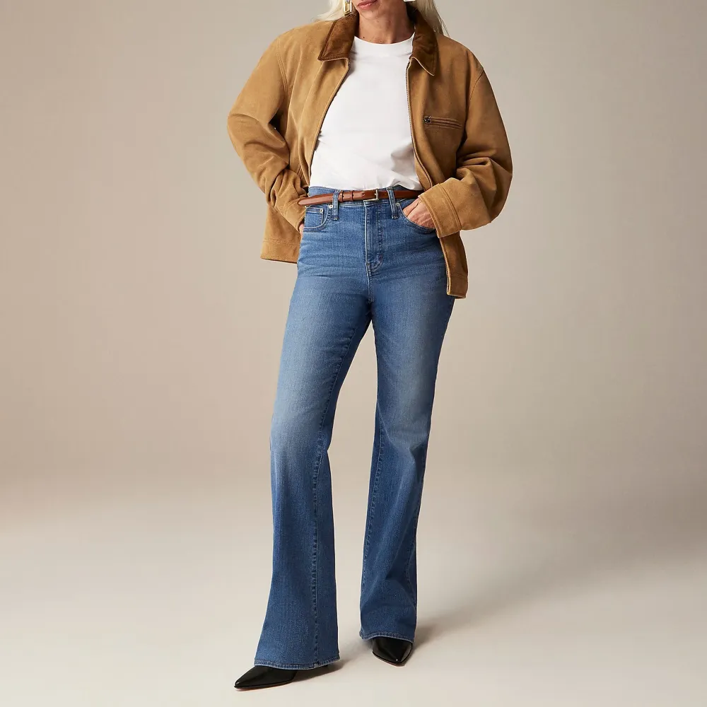 High-rise bootcut jean super-stretch