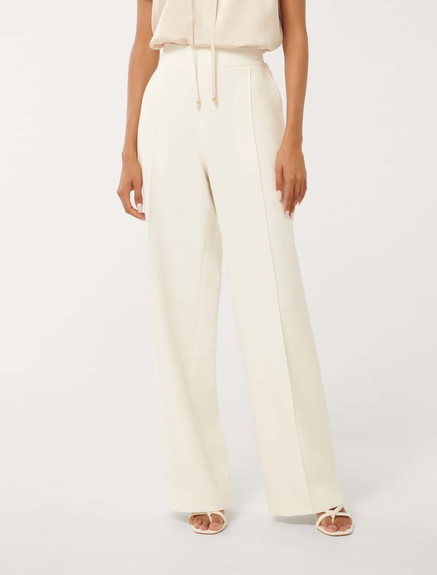 Mila Petite Wide-Leg Pants