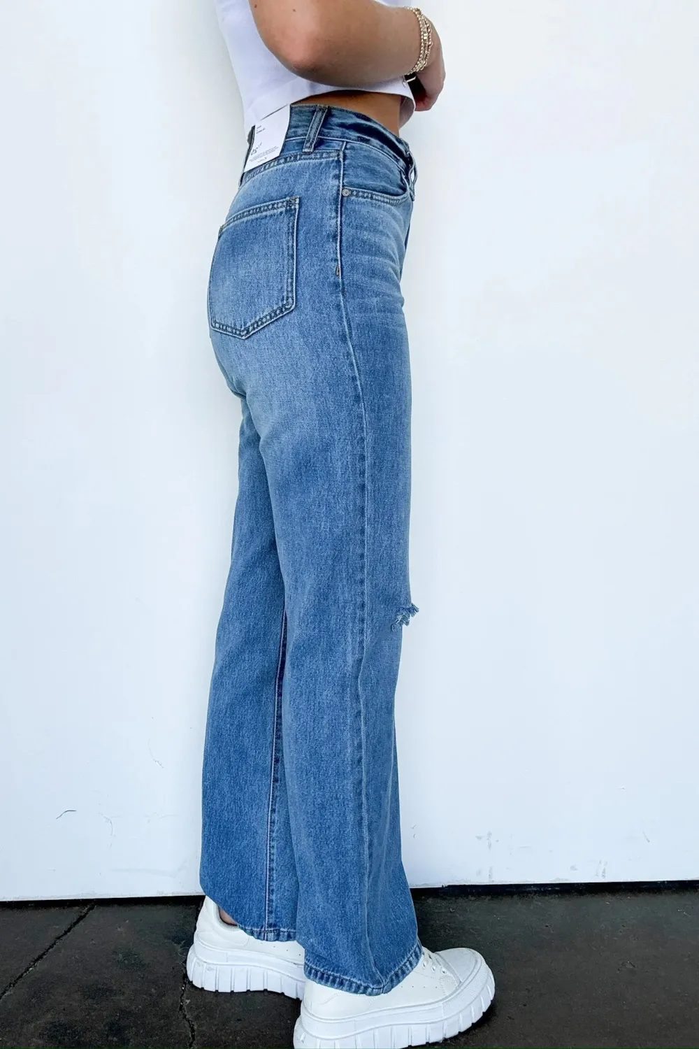 90's Wide Straight Leg Jeans