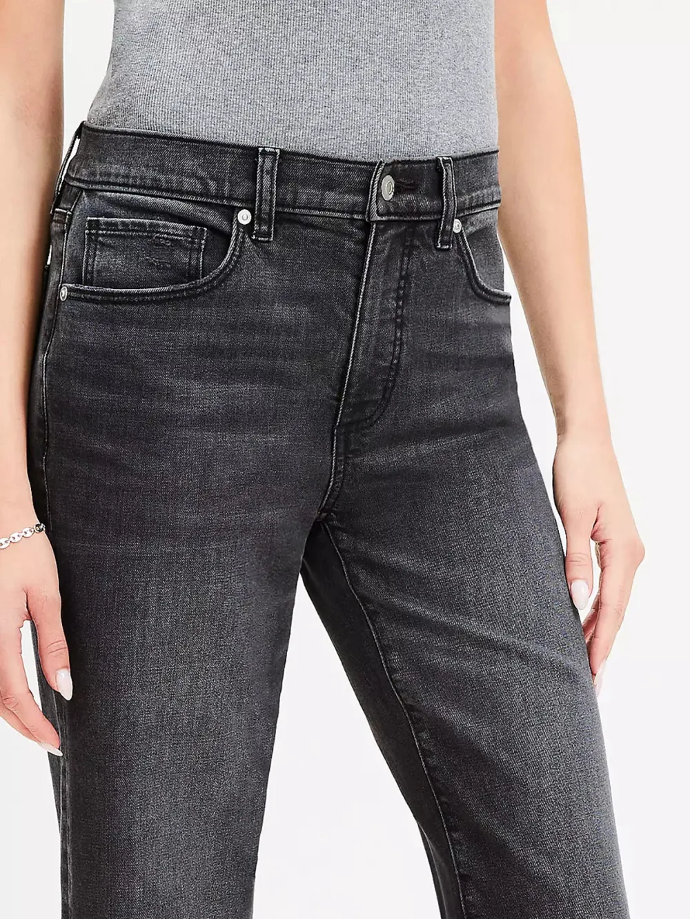 Slouchy Boyfriend Jeans in Washed Black Wash