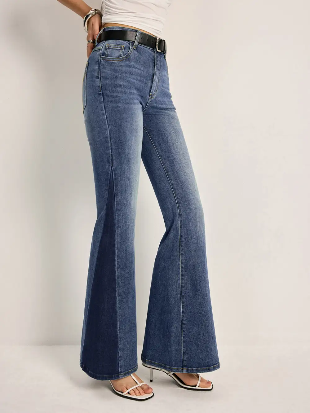 Color Block Flared Jeans With Pockets