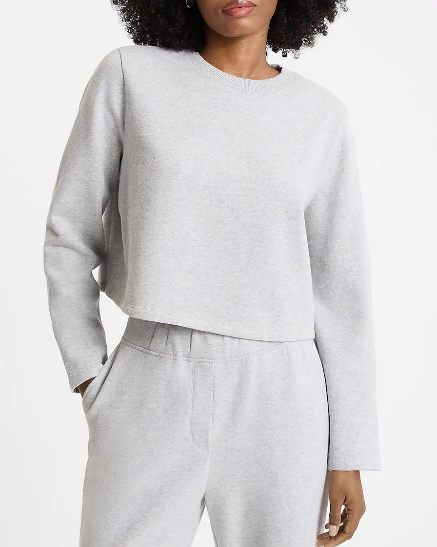 Crew Neck Cropped Sweatshirt