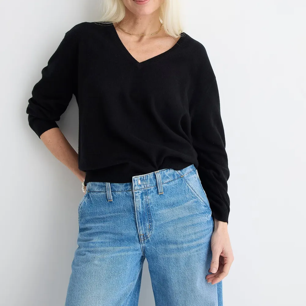 Cashmere relaxed V-neck sweater