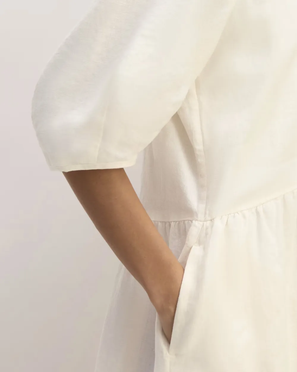 The Linen Oversized Puff-Sleeve Dress