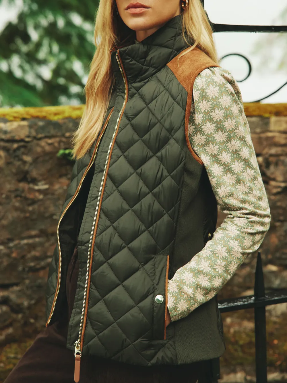 Khaki Green Showerproof Diamond Quilted Gilet