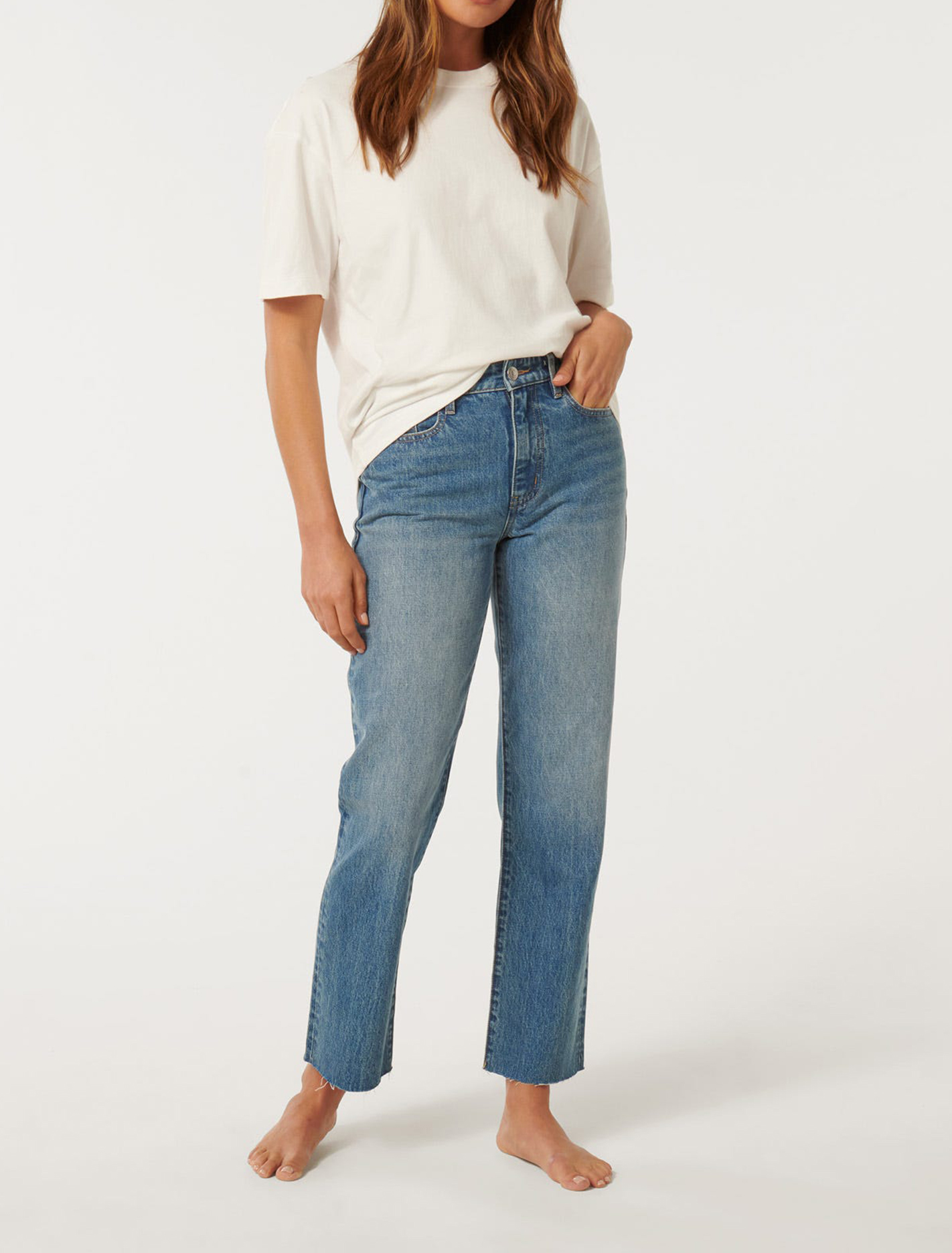 Niki Ankle Straight Jean