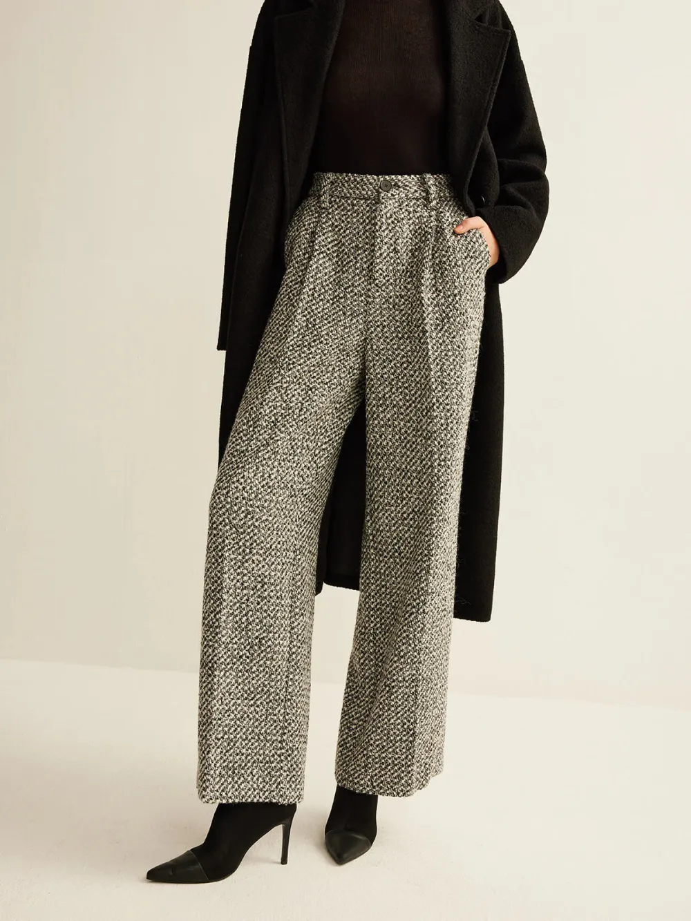 Textured High Waist Pants With Pockets
