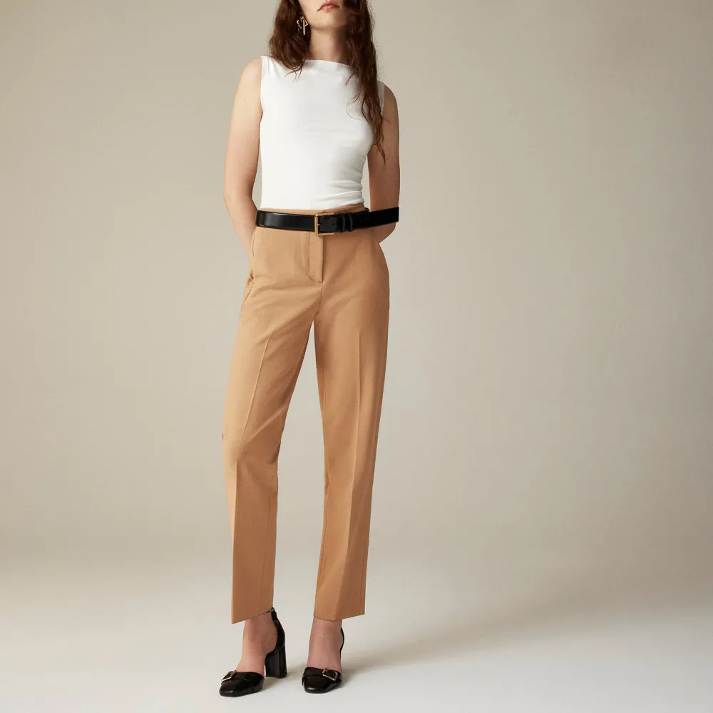 Kate straight-leg pant in four-season stretch