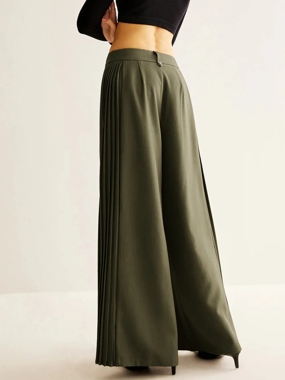 Pleated Detail Plain Wide-Leg Pants