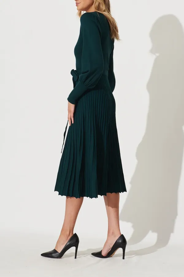 Dark Green Pleated Knitted Midi Dress