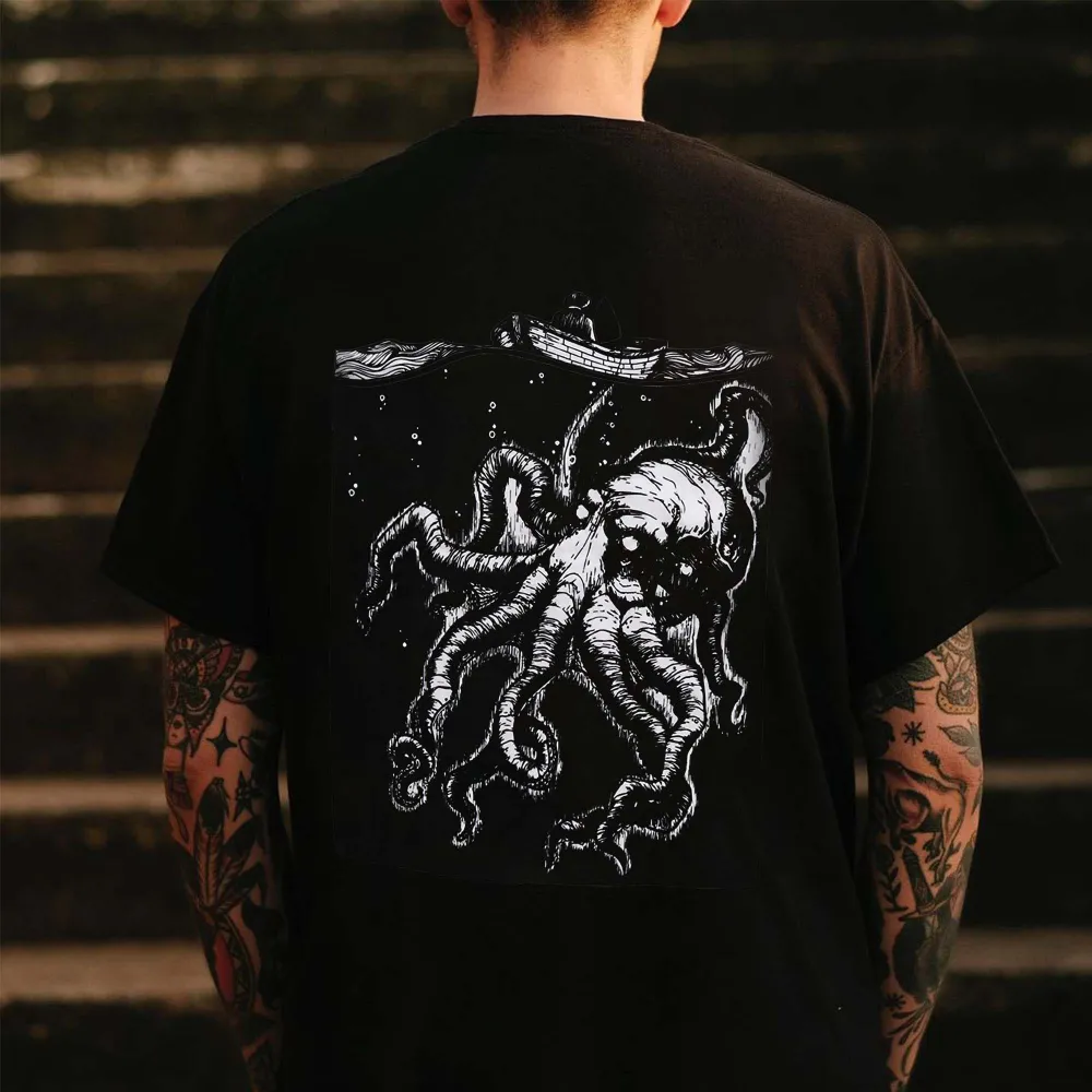 Deep Sea Monster Octopus Printed Men's T-shirt