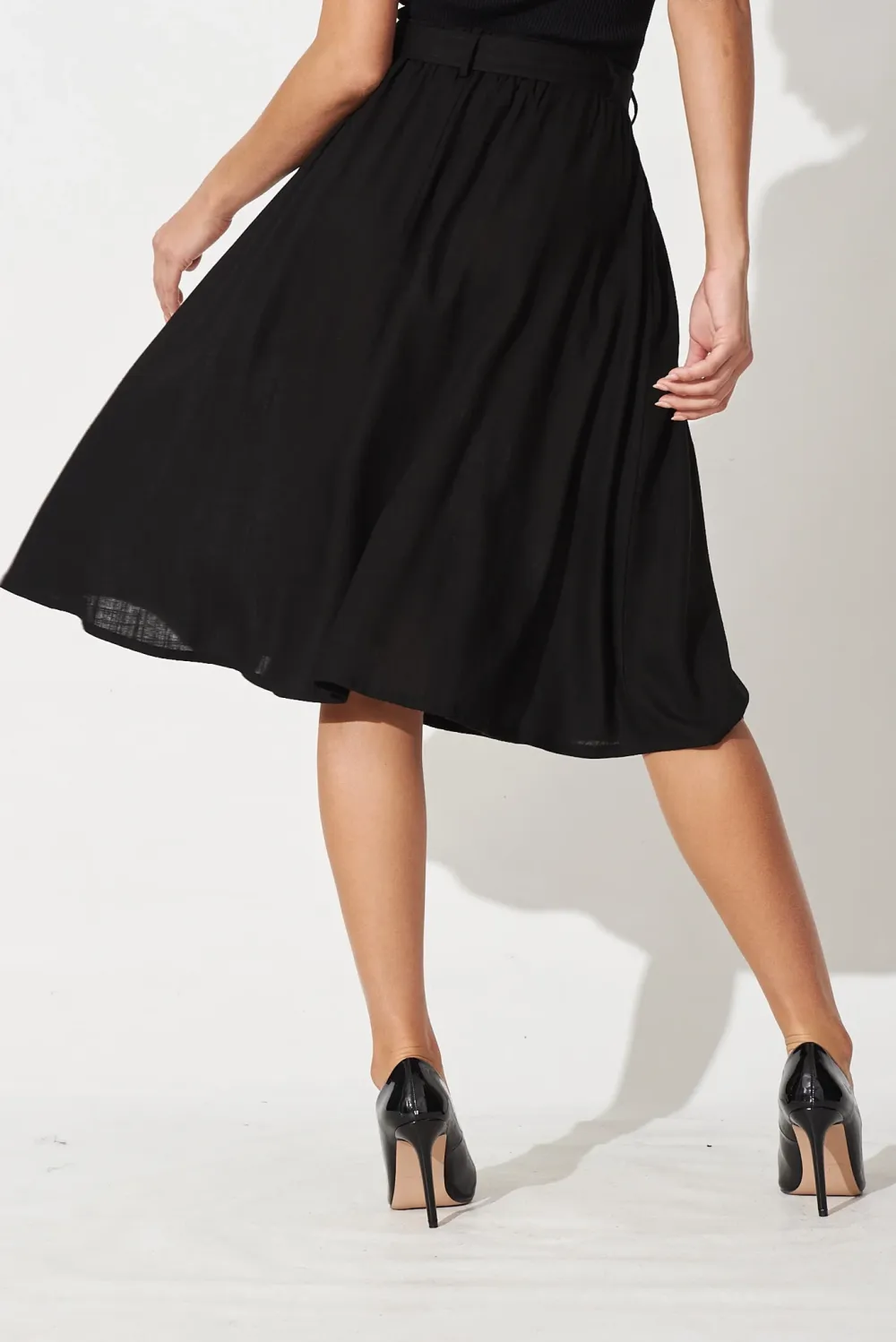Black Belted Flowy Midi Skirt