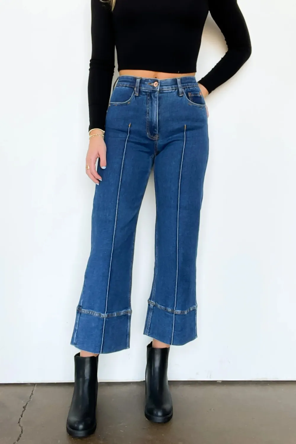 Mid Rise Crop Pleated Jeans