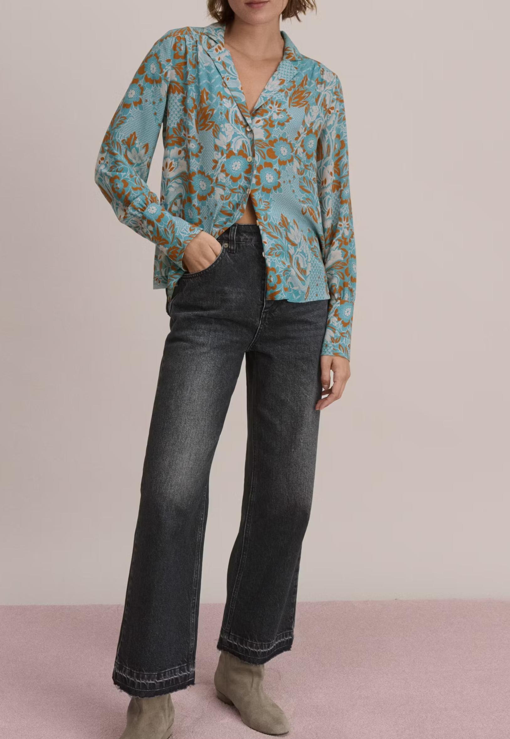 Printed shirt
Silk crepe de chine