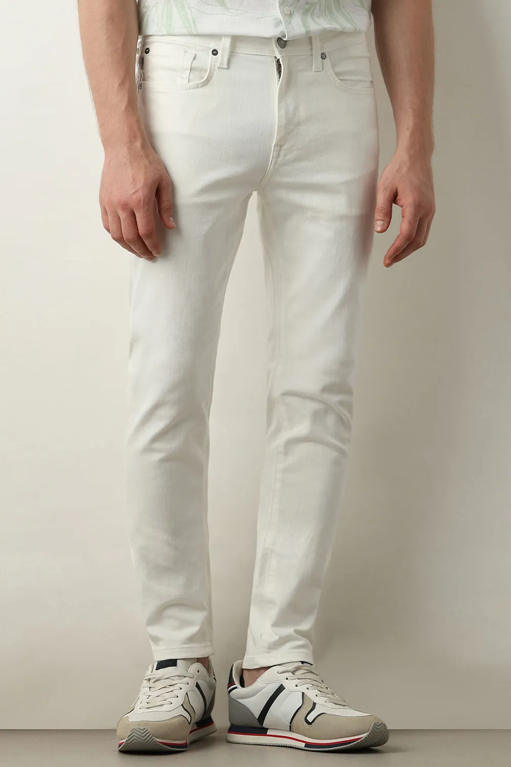 White Mid Rise Leon Slim Fit Jeans