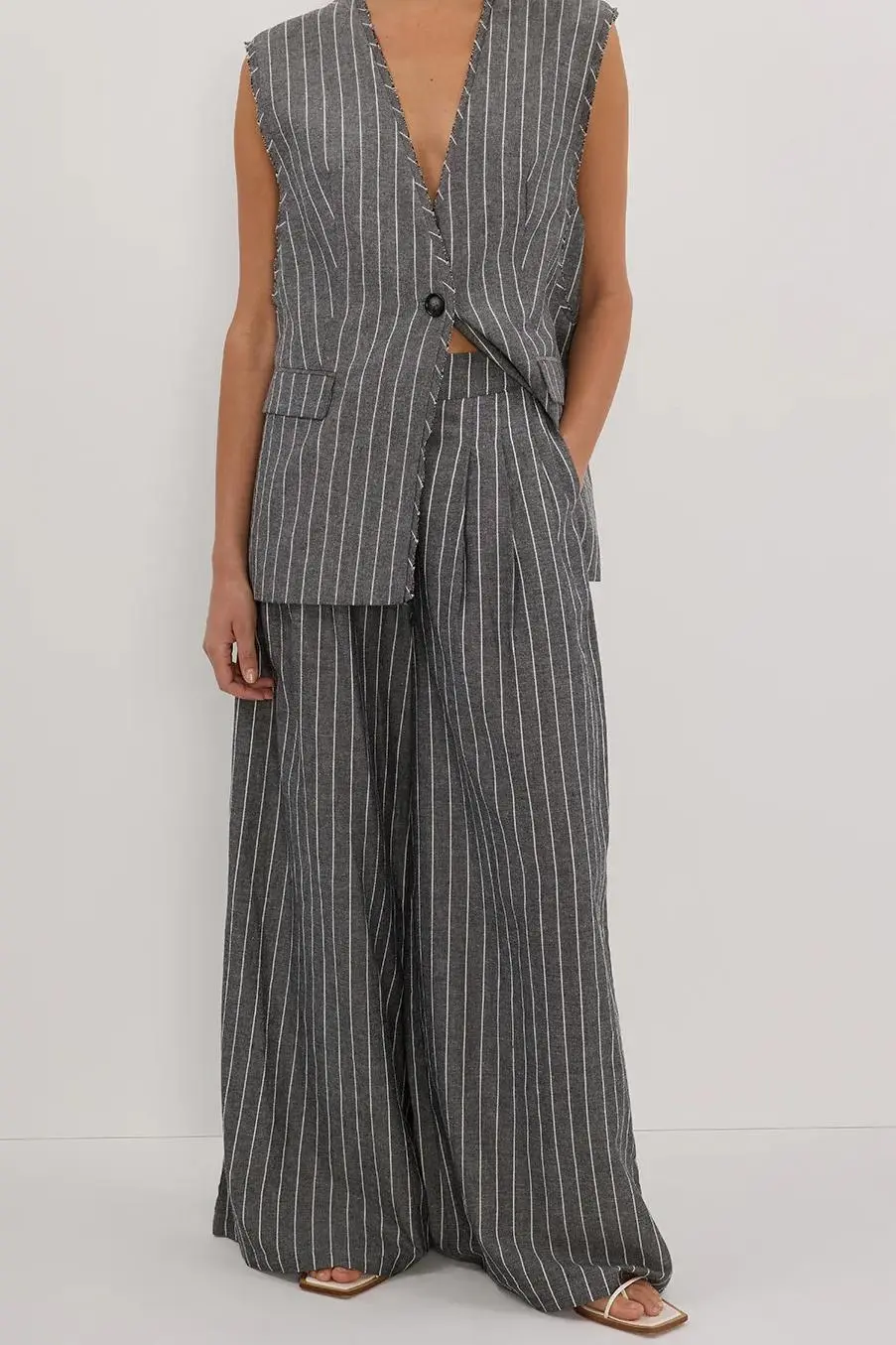 OLLIE SLATE STRIPE WIDE LEG PANT