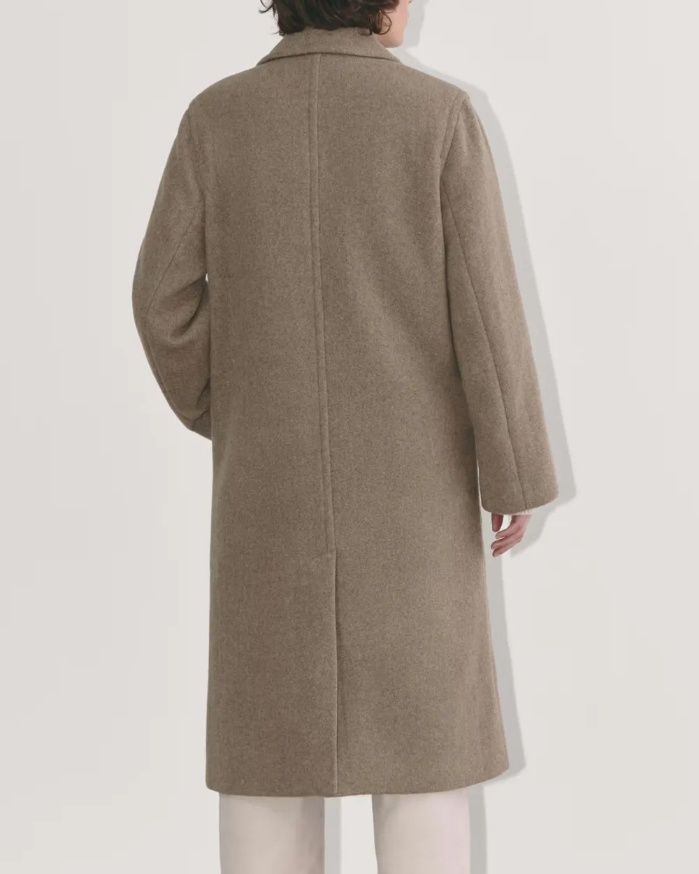 The Double-Breasted Coat in Wool