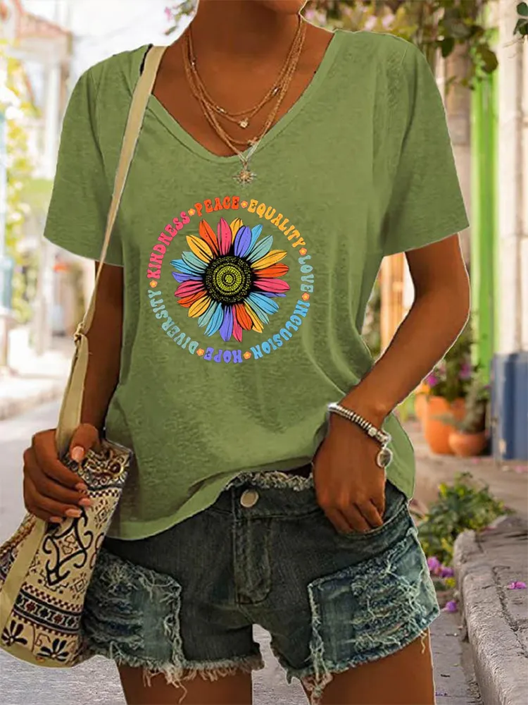 T-Shirt Kindness Peace Equality Love Hope Diversity Human Rights Black Floral Sunflower Pattern T-Shirt