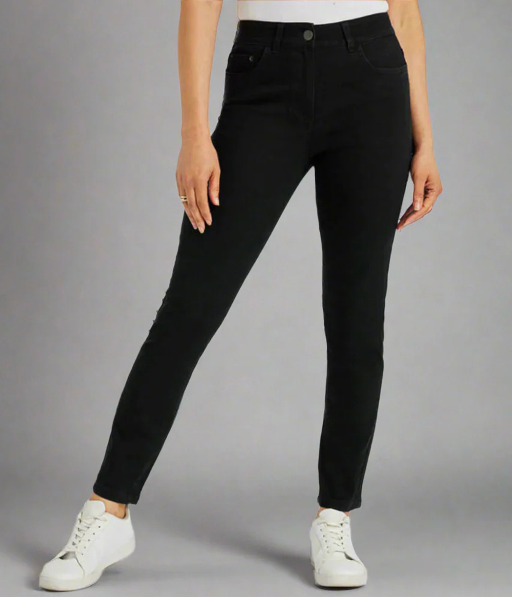 Black Susie Slim Leg Jean