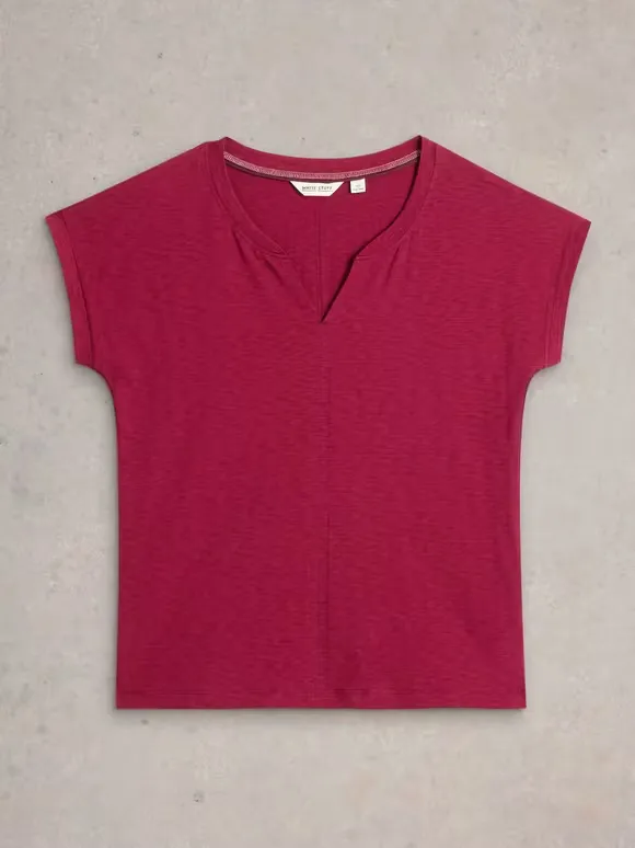 NELLY NOTCH NECK T-SHIRT