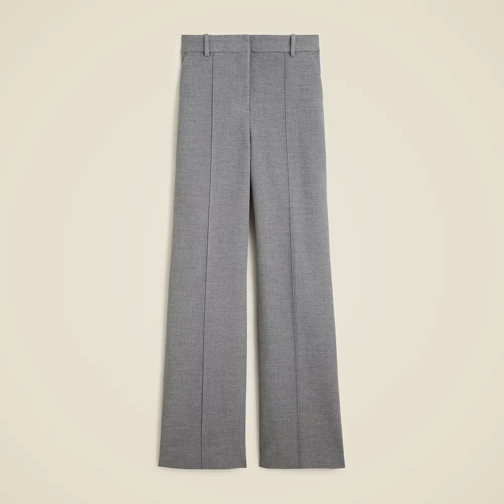 Cropped Natalia pant in four-season stretch