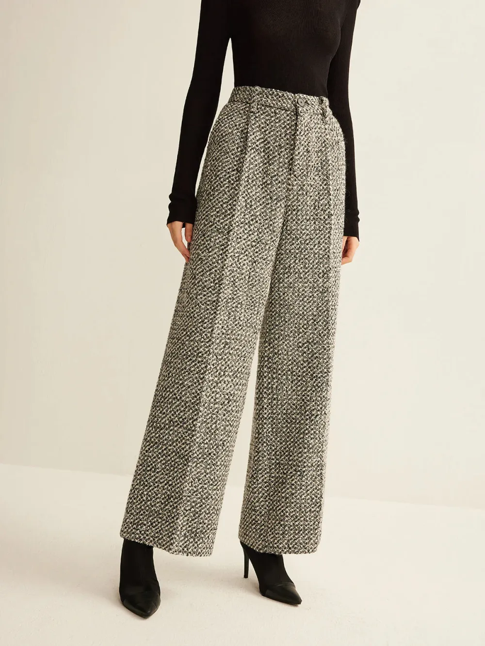 Textured High Waist Pants With Pockets