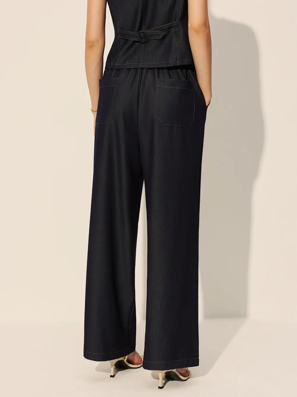 Pocketed Plain Wide-Leg Jeans