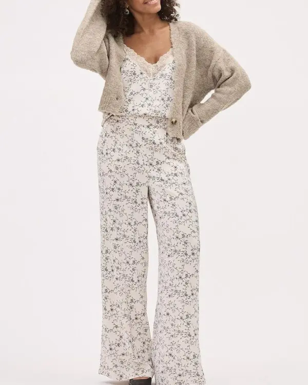 Long-Sleeve Buttoned-Down Boucle Cardigan