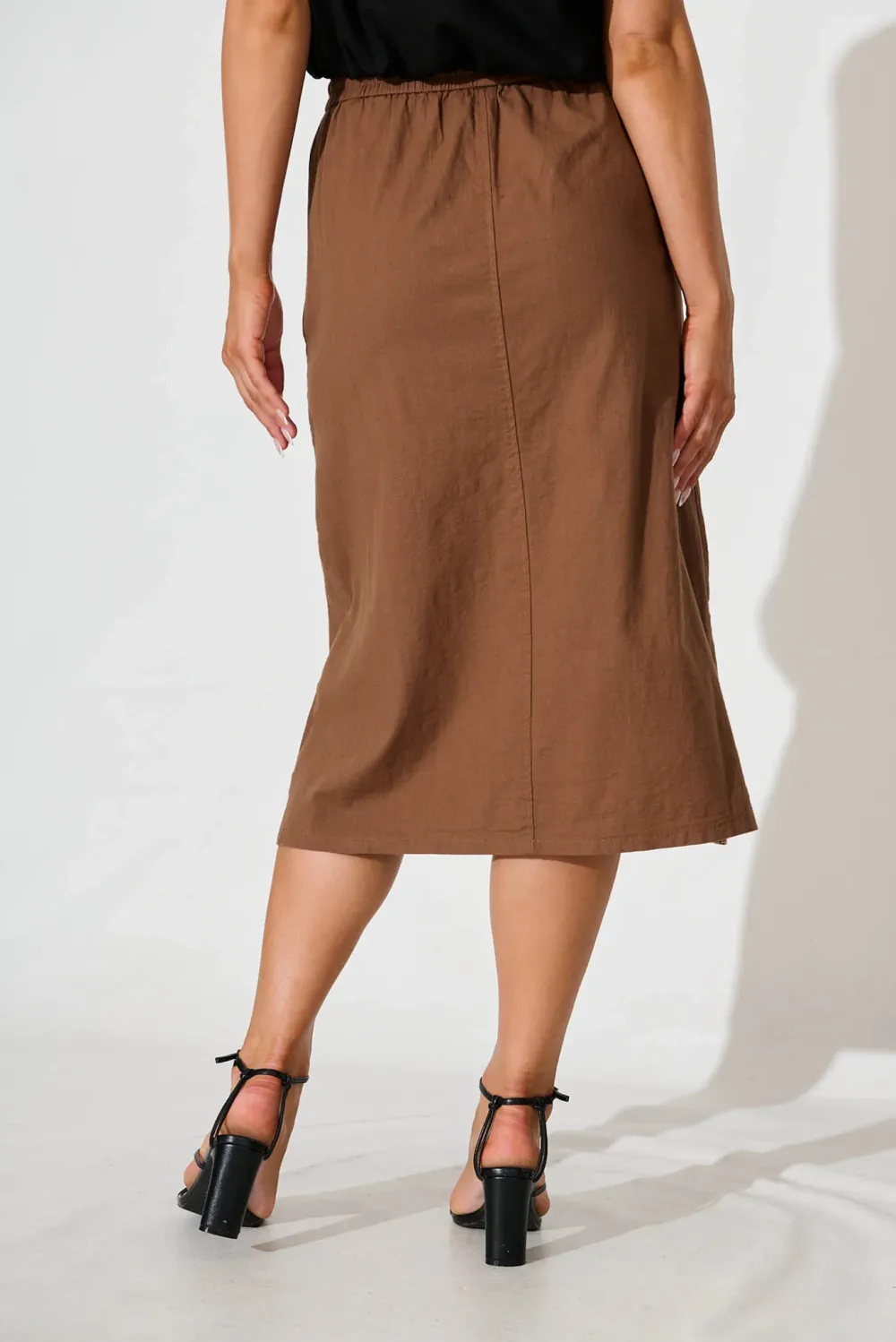 Brown Elastic Waist Slit Midi Skirt