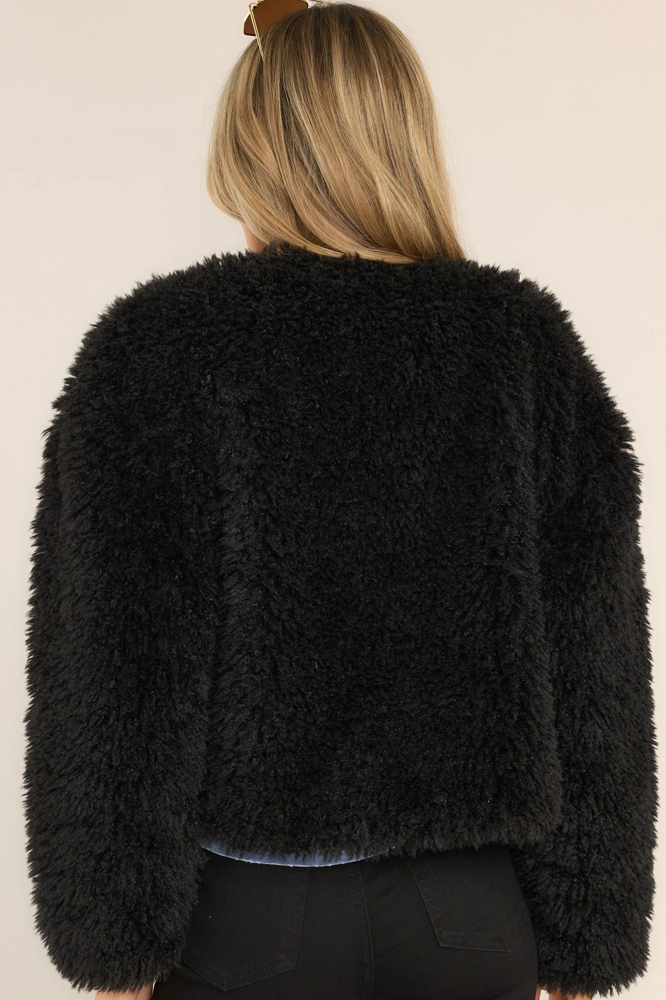 DIVA DREAMS BLACK SHEARLING JACKET