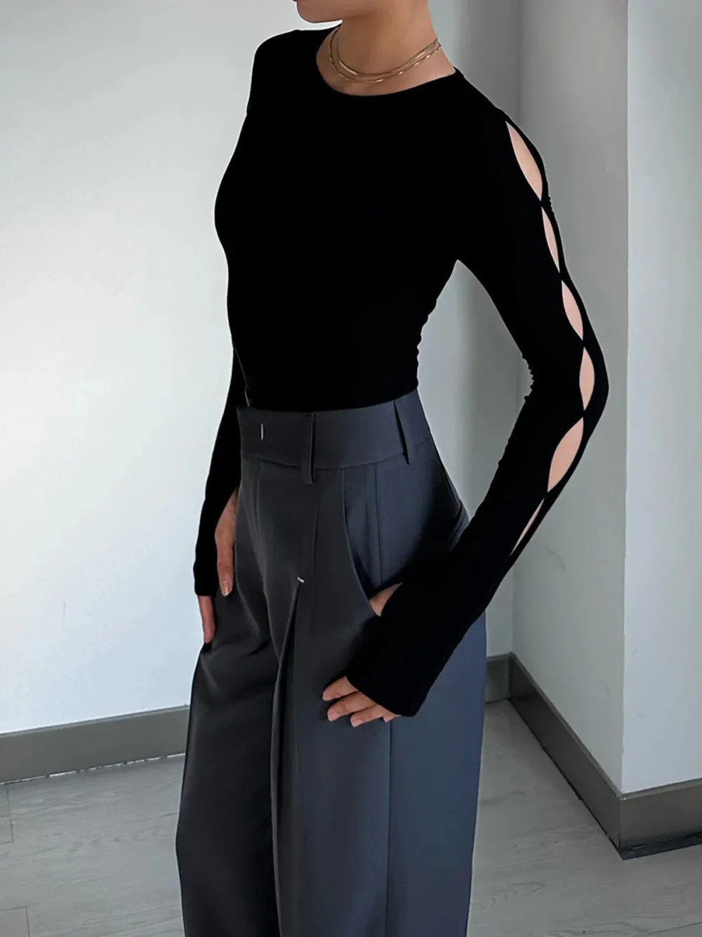 Hollow Crew Neck Long Sleeve Bodysuit