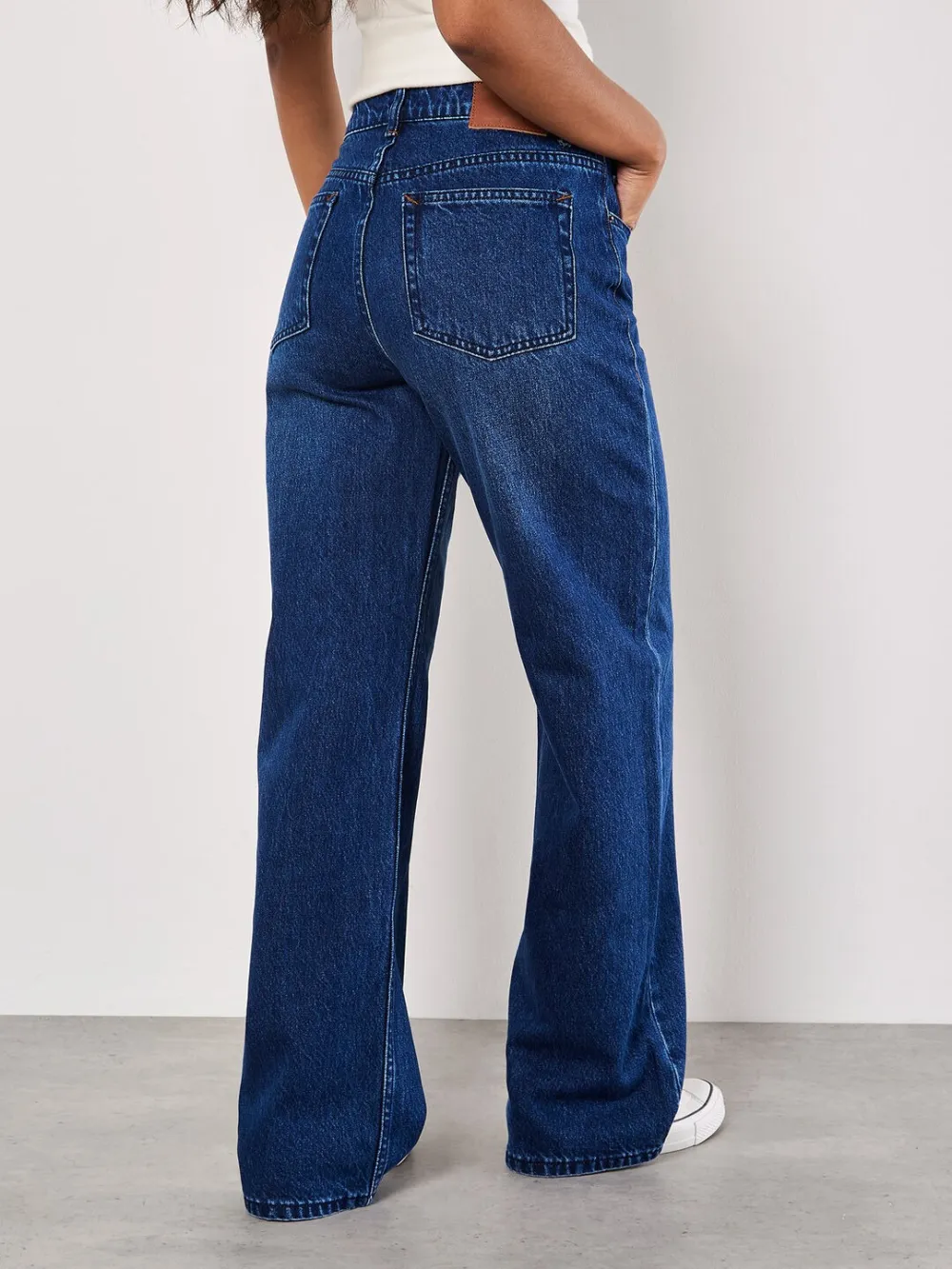 Elisa Wide Straight Leg Jeans