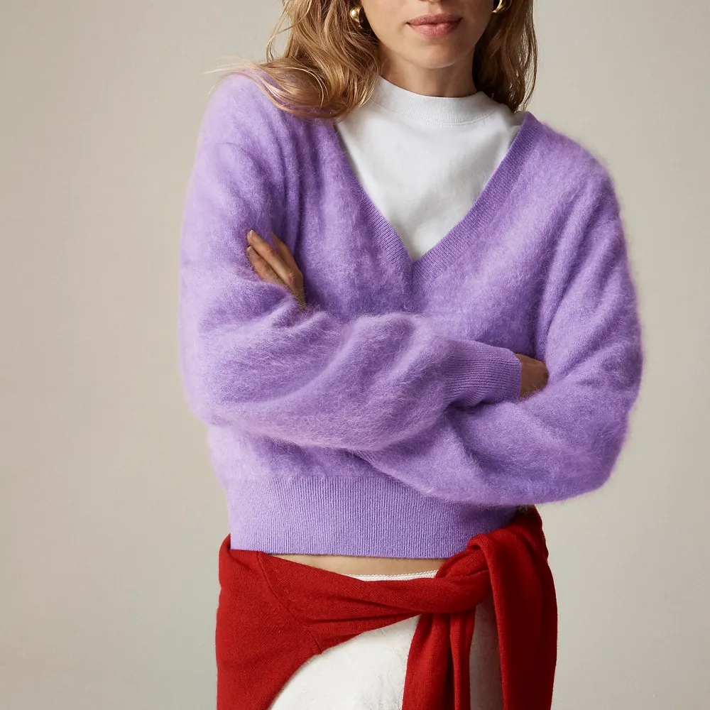 Brushed cashmere cropped V-neck sweater