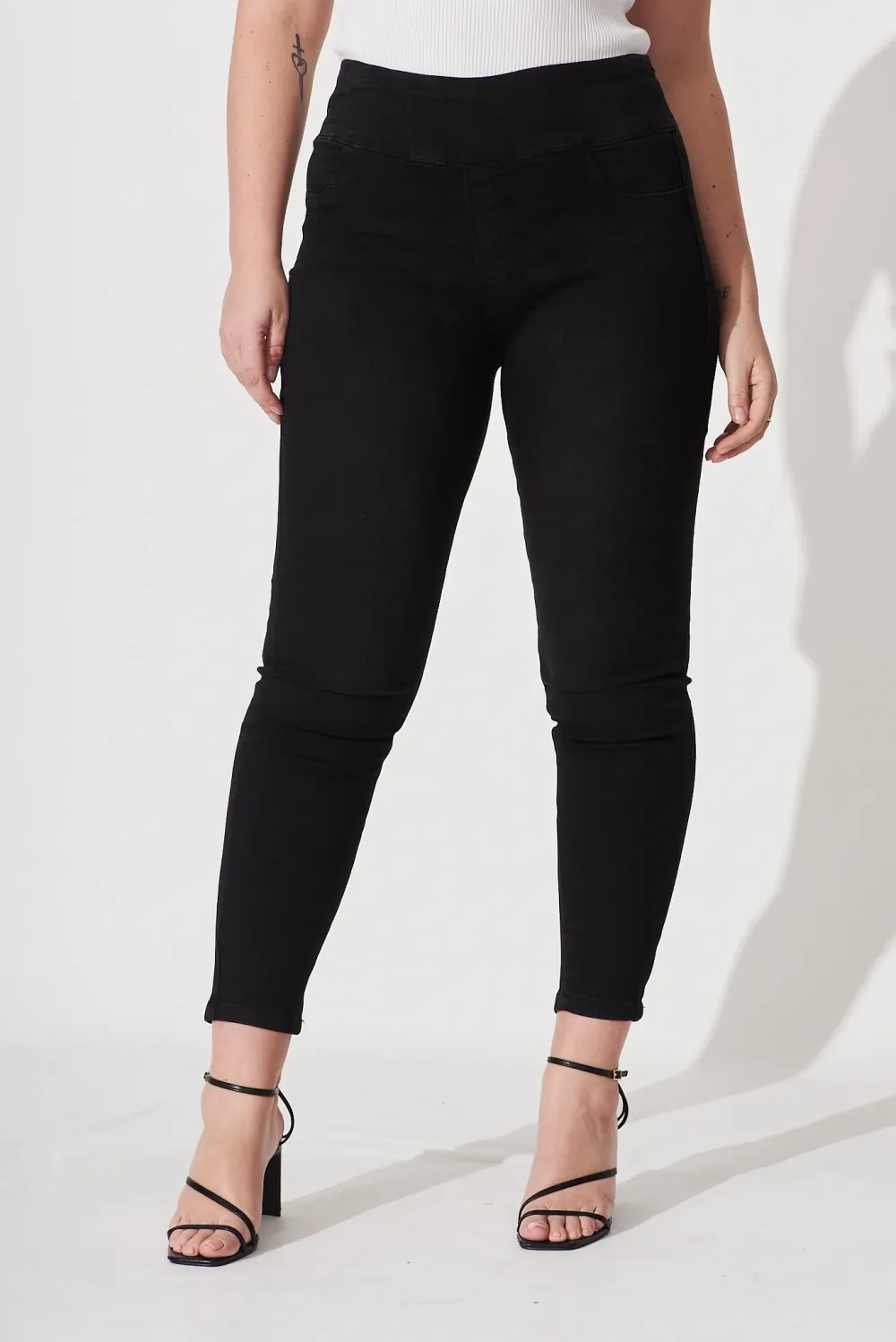 Black High Waisted Skinny Jeans