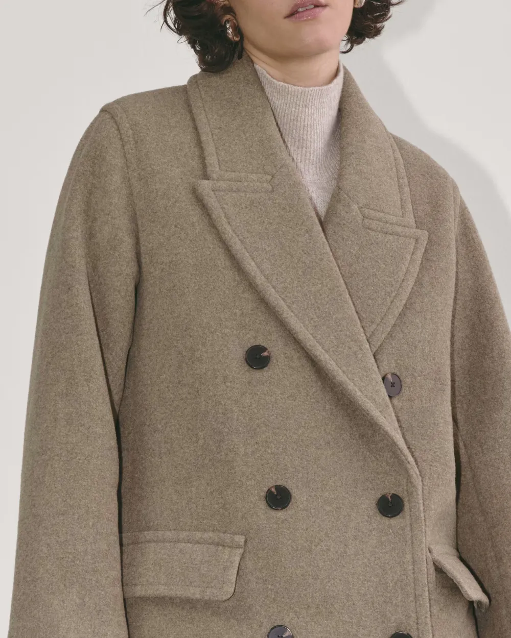 The Double-Breasted Coat in Wool