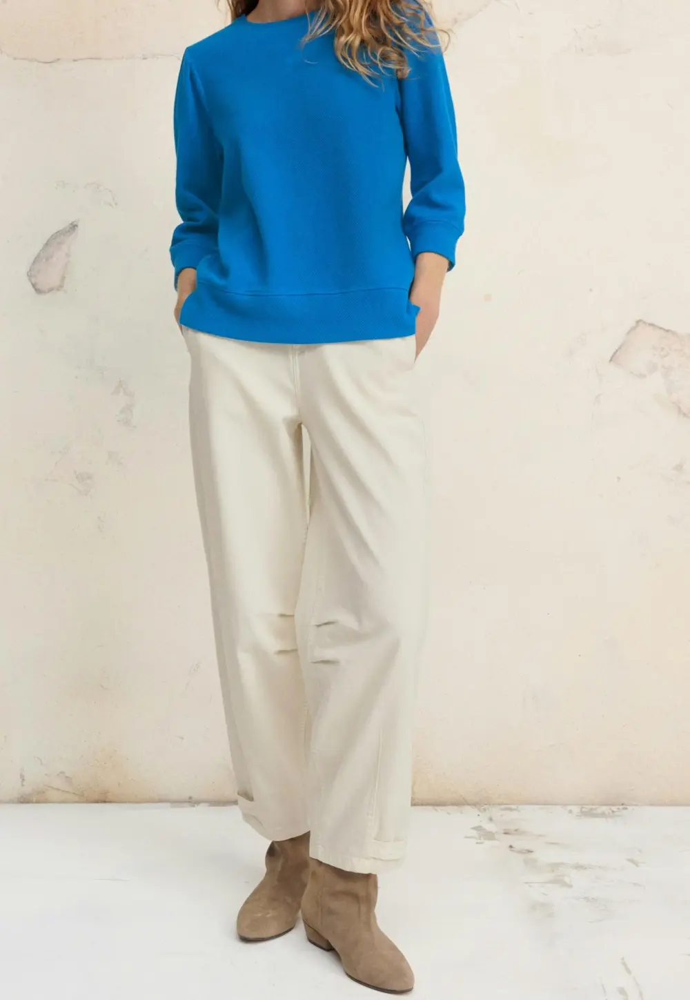 Adjustable-hem trousers
Stretch cotton