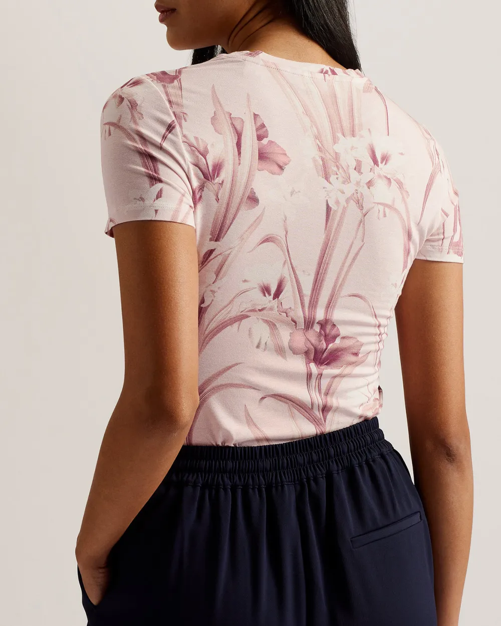 Milleis Printed Fitted Tee Ivory