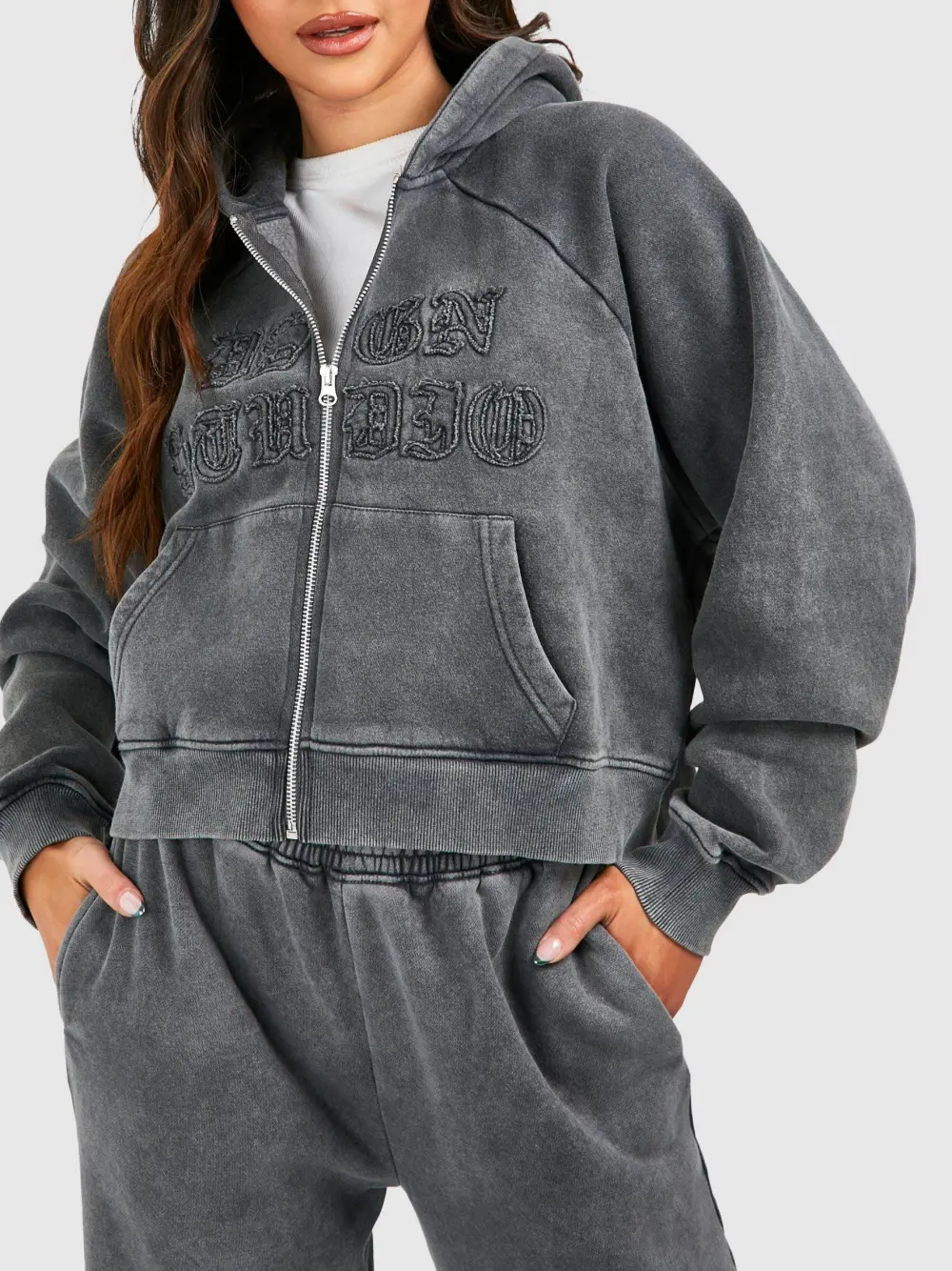 APPLIQUE WASHED ZIP THROUGH HOODIE