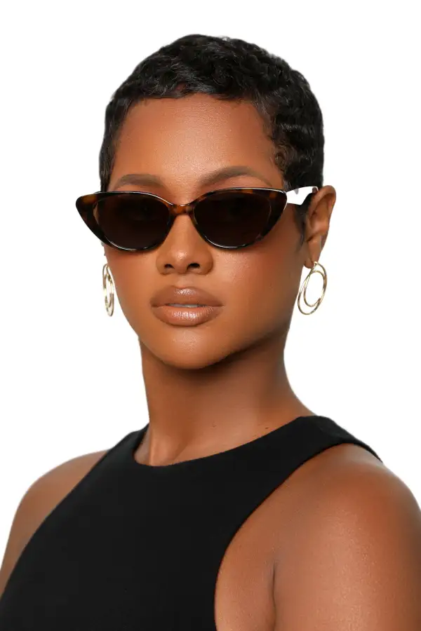 Kitty Glam Sunglasses (Tortoise)